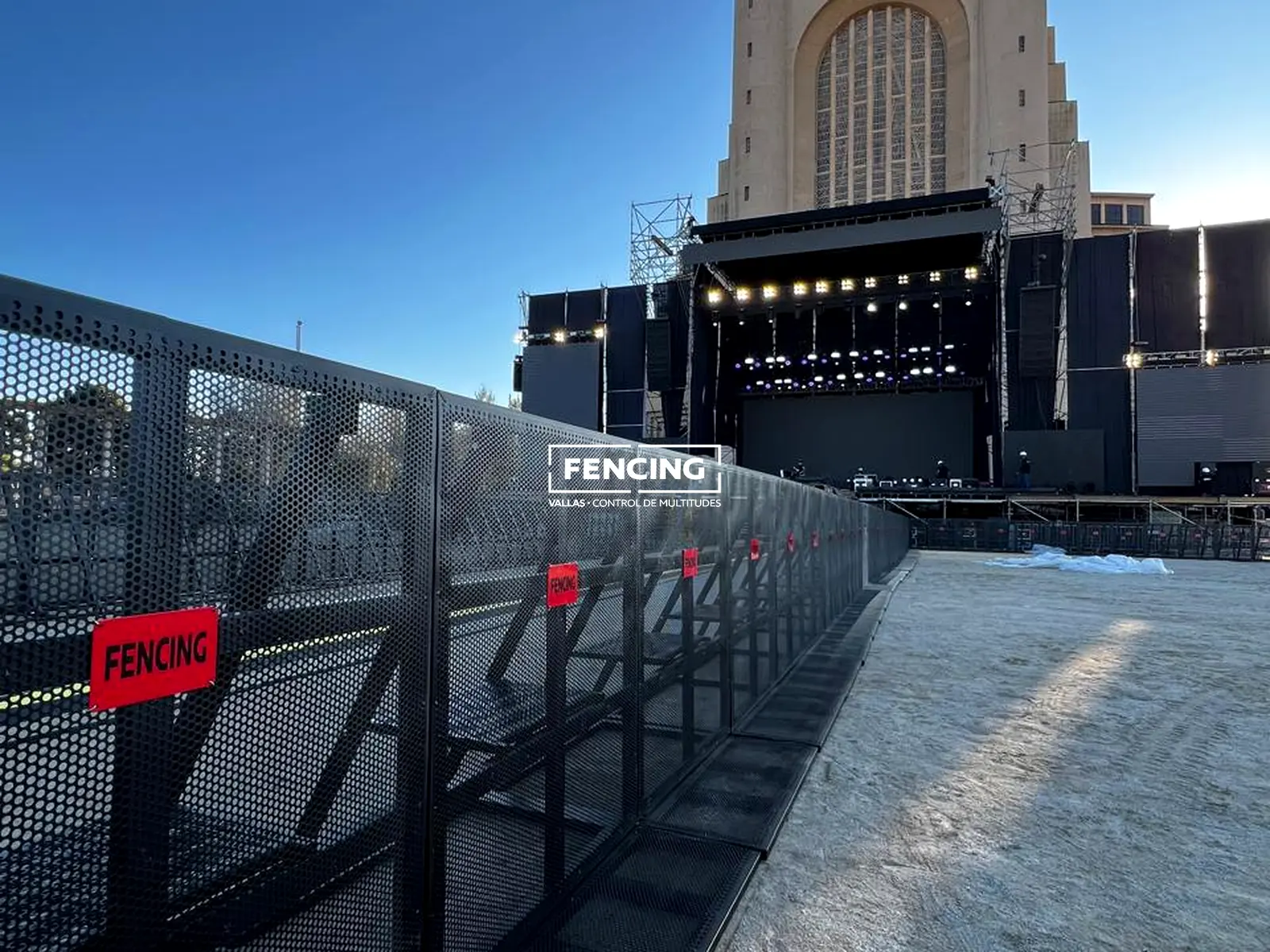 Valla Freestanding para frontis de escenario y FOH en conciertos