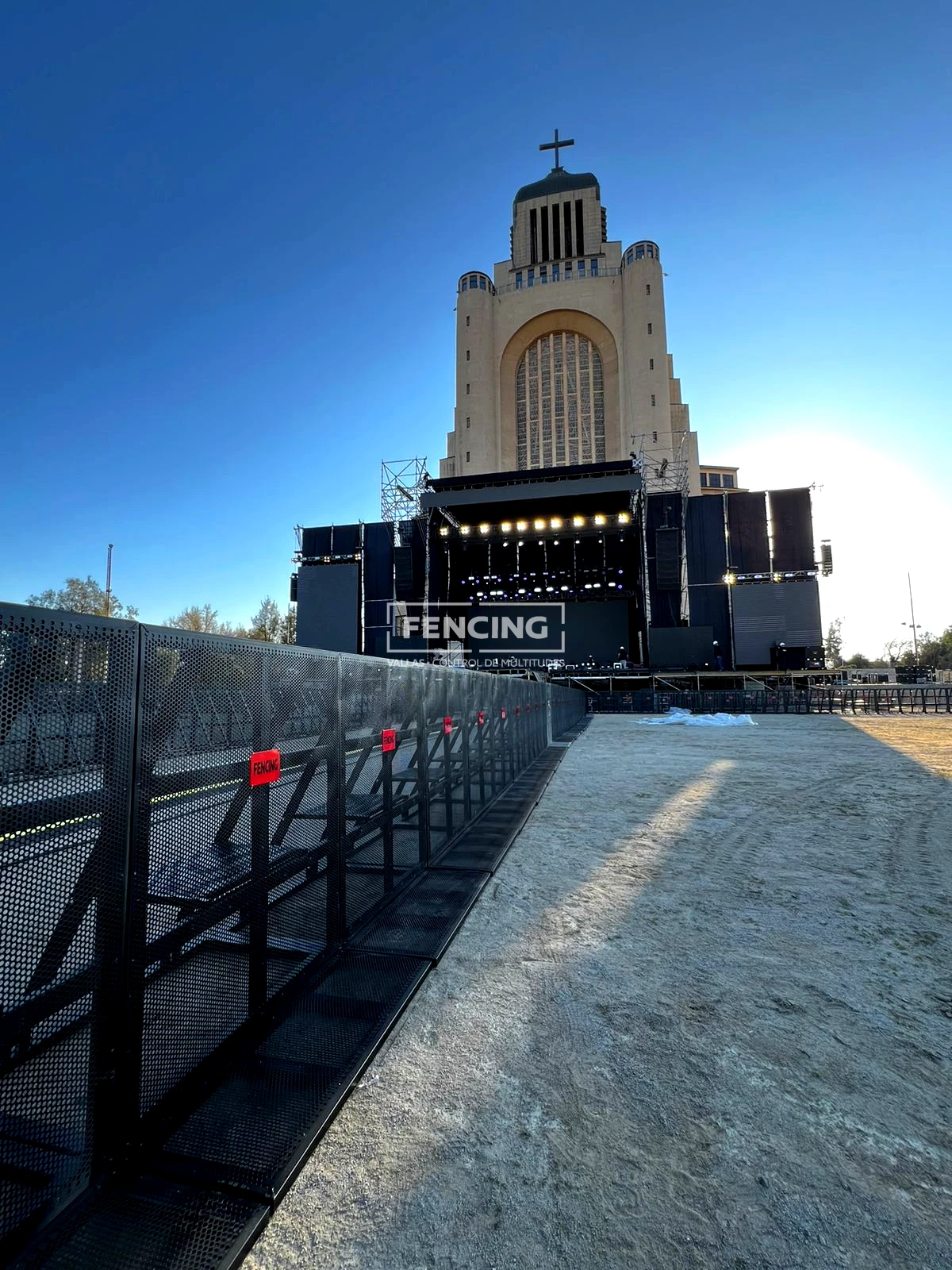 Cierre perimetral ACMA en obra de construcción
